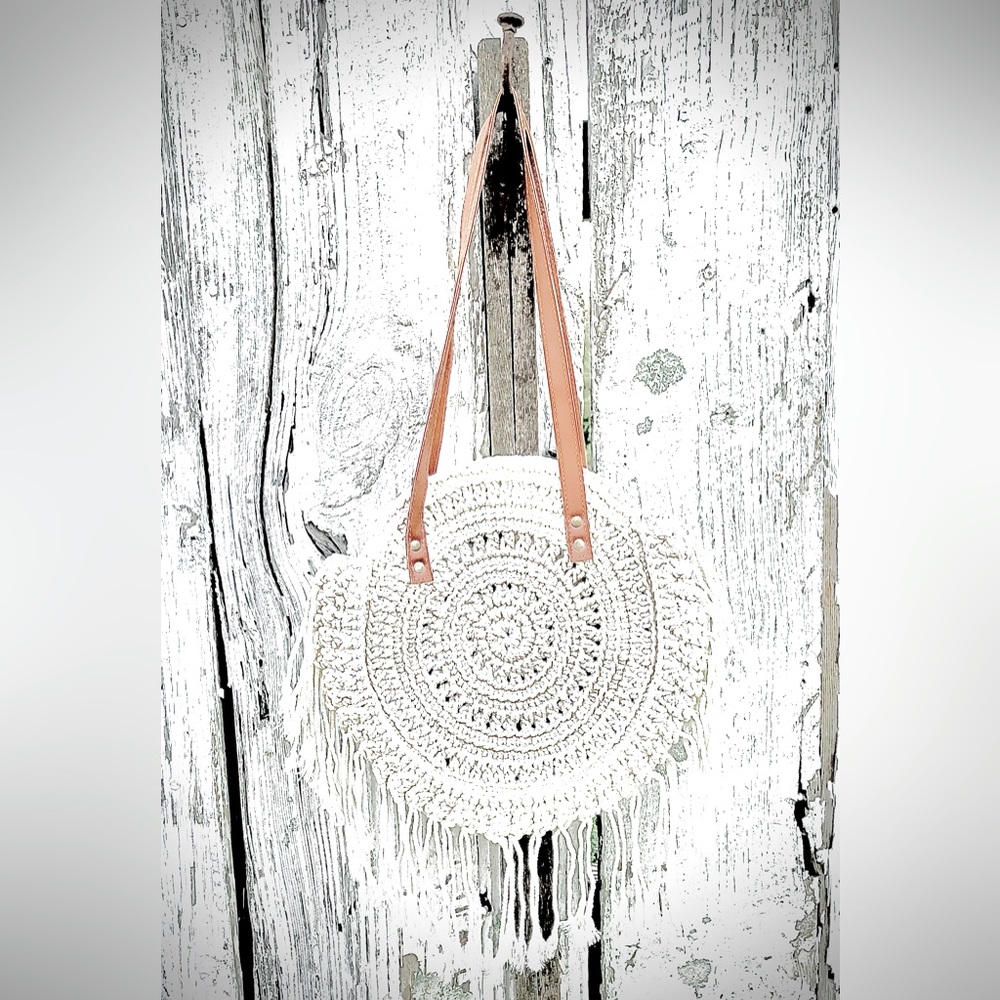 Ca-Ute Crochet 🧶 Shoulder Purse with a Verse 🪡 in 🙏🏻